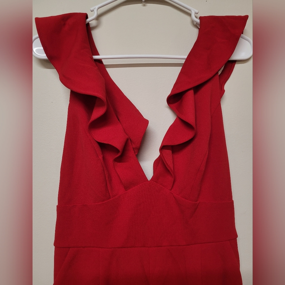 Lulus for women zise m used exelente condition color red. - Picture 3 of 5